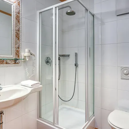 Alpen Royal 4*